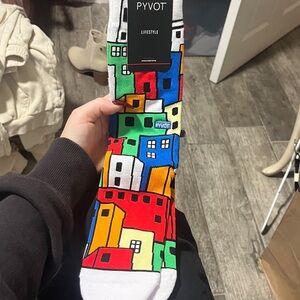 Pyvot socks